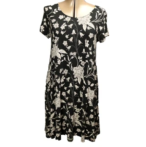 Old Navy Blumen Minikleid A Linie Kurzarm dehnbar schwarz-weiß M - Bild 1 von 22