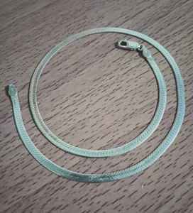Vtg 925 Italian Italy Sterling Silver 4mm Herringbone Chain 18" long Necklace - Picture 1 of 5