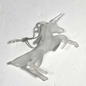 Vintage Frosted Lucite EINHORN Weihnachtsschmuck AUFRECHTE AUFZUCHT - Bild 1 von 5