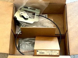 New! Allen Bradley 140G-H-FCXB04 Flex Cable Operator with 140G-P1B Handle 4' - Picture 1 of 3