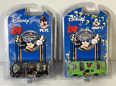 Disney Nascar 2004 Daytona 500 Mickey Friends Goofy Pete 2 Car Set NEW Sealed - Image 1 of 4