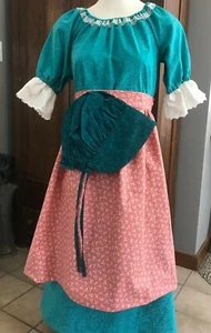 Nuevo Niñas Pionero Guerra Civil Completo Vestido Delantal Gorro Disfraz 10-12 Hecho a Mano - Imagen 1 de 4