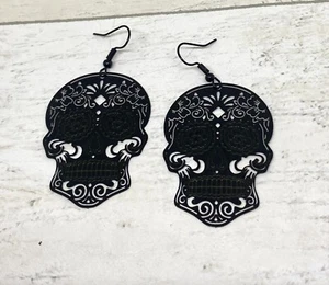 Black Candy Skull Earrings Goth Kitsch Day Of The Dead Mexican Novelty Kitsch - Picture 1 of 6