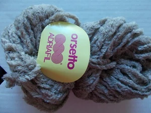 Adriafil Orsetto flauschiges strukturiertes Modegarn, hellbraun, Posten von 2 (je 44 Yards) - Bild 1 von 2