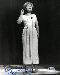BRENDA LEE SIGNED AUTOGRAPHED 8x10 PHOTO I'M SORRY MUSIC LEGEND RARE BECKETT BAS - Picture 1 of 2