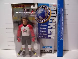 Figura de acción Primetime Inc. Joe Sakic Team Canadá posable NHLPA como nueva - Imagen 1 de 2