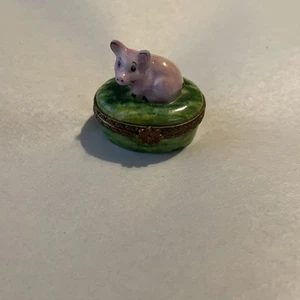 Limoges Marque Depose Peint Main Tiny Pig Trinket Box, Baby Pig Trinket Box - Foto 1 di 5
