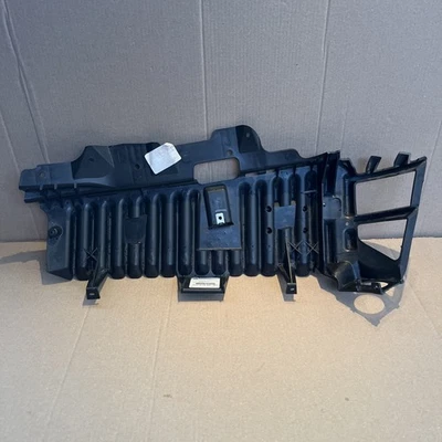 Soporte de casa de rueda izquierdo Jeep Wrangler 2007-2018 OEM Mopar 55078135AG Foto 1 de 4