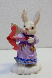 Statuina coniglietto con fiocco collezione pasquale World Bazaars Windsor - Foto 1 di 8