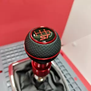 RED LEATHER 6S SPORT SHIFT GEAR KNOB for FOCUS MK1 MK2 FIESTA RS ST 2.5 TURBO SE - Picture 1 of 7