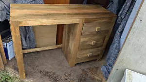 J B Global solid hardwood desk extra wide and extra high Kneehole - Imagen 1 de 7