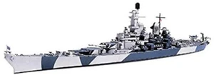 Tamiya Ship Model - US Navy Battleship BB-61 Iowa - Picture 1 of 3