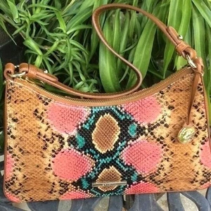 Bolso de Mano Brahmin Multicolor Pitón Cuero Talla-11 3/4”W x 3 1/4”H Nuevo con Etiquetas - Imagen 1 de 7