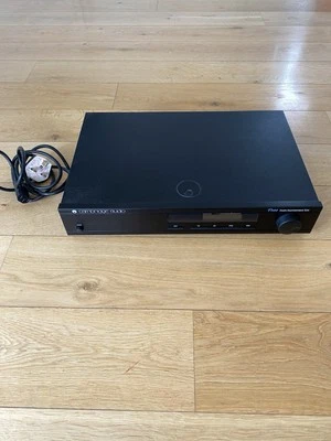 Cambridge Audio T100 Doppel Superheterodyne Tuner 220-240V 50Hz in schwarz getestet - Bild 1 von 4