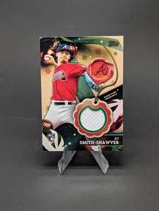 2024 Topps Holiday - Relics AJ Smith-Shawver #RC-AS (MEM, RC) - Foto 1 di 2