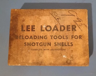 VINTAGE LEE LOADER 16 GAUGE 2 3/4" SHOTGUN SHELL - Image 1 of 3