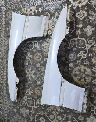 Guardabarros laterales MK3 Toyota Supra Foto 1 de 4