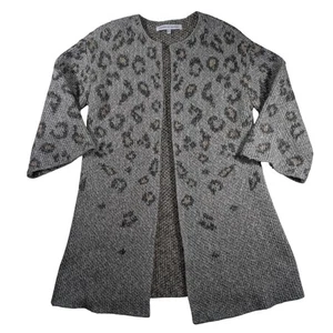 Cárdigan Suéter Tejido Voluminoso Cupcakes y Cachemira Talla PEQUEÑO Estampado Leopardo Gris - Imagen 1 de 8