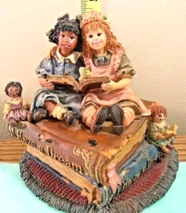 Boyds Spieluhr Sammlung von gestern Kind spielt "You Got A Friend" funktionstüchtig - Bild 1 von 7