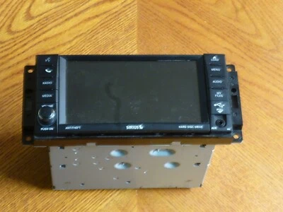 Reproductor de CD pantalla táctil Chrysler ciudad y país Dodge Grand caravana código incl. Foto 1 de 3