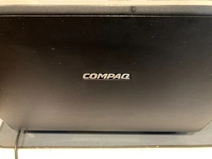 Compaq Presario C500 Retro Windows Vista Laptop - Tested, Reset to Defaults - Picture 1 of 21