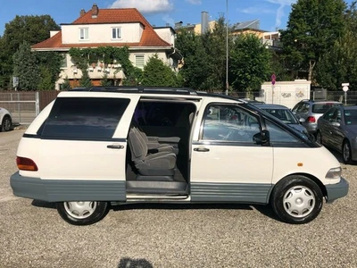 Toyota Previa 2.4 GL  Automatik Baujahr 1992 - Bild 1 von 4