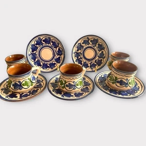 Juego de tazas y platillos de cerámica estilo talavera mexicano vintage - pintados a mano - juego de 5 - Imagen 1 de 12