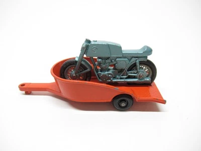 MATCHBOX LESNEY  #38 FIRST RELEASE HONDA MOTORCYCLE W/ ORANGE TRAILER - Image 1 of 4