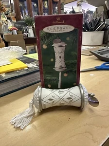 Hallmark Andenken Ornament 2000 First Christmas Together gebraucht Schriftrolle - Bild 1 von 6