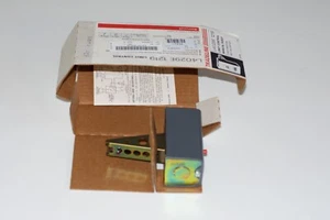 Honeywell L4029E 1219 Tradeline limit control w/ reset 165F fac set 1-y warranty - Picture 1 of 6