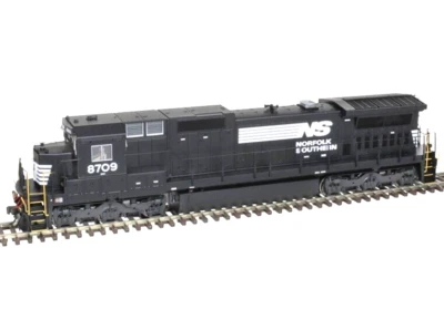 Atlas HO Scale ~ Norfolk Southern ~ Dash 8-40C #8709 ~ DC/DCC Sound ~ 10004213 - Image 1 of 2