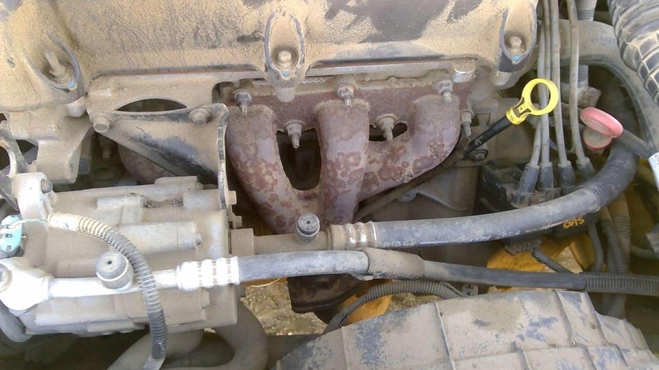 1999 2000 Saturn Sl2 conjunto de coletor de escape fabricante de equipamento original 1,9l Dohc At - Imagem 1 de 4