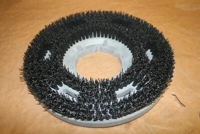 Cepillo giratorio para pelar grano Grainger Tough Guy 1MEE1 15", máquina de 17" Foto 1 de 4