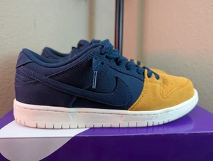 Größe 10 - Nike SB Dunk Low Pro PRM90s Rucksack Navy Desert Ochre (DX6775-400) - Bild 1 von 11