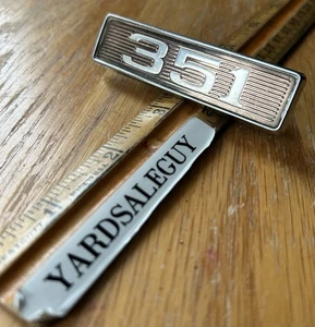 🏴 Emblema Ford Mustang Torino Mach-1 Ranchero 351 1969 69 OEM C9ZB-16B621-A - Imagen 1 de 10