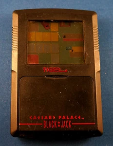 CAESAR PALACE BLACKJACK 21 ELECTRONIC HANDHELD GAME CASINO LAS VEGAS TIGER TOY - Picture 1 of 3
