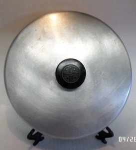 WEAR EVER ALUMINIUM TOPFDECKEL ERSATZ Topf PFANNENDECKEL 8. 75" Innenfelge 8,6" - Bild 1 von 4