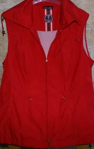 GERRY WEBER Weste Jacke ohne Arm rot maritim leichter Glanz Gr. 42 / L NEU - Bild 1 von 8
