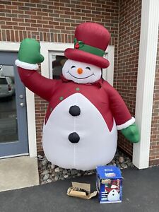 Gemmy 8 Ft. Tall Snowman Airblown Inflatable Light Up Yard Decor Christmas