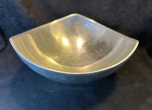 Vintage Nambe Tri-Corner Metal Aluminum Serving Bowl 528 11" - Picture 1 of 7