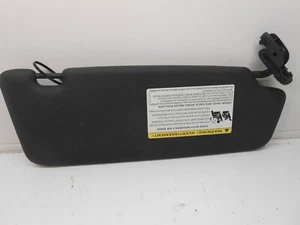 Audi Q3 SUV 2017 tracción izquierda parasol negro ropa OEM 8H0010501 AD0120 - Imagen 1 de 7