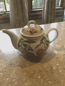 Portmeirion Pomona England 3 Cup Teapot Tea Pot Peaches EUC - Picture 1 of 3