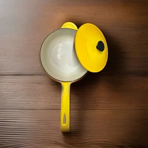 Le Creuset 2.5 Quart Cast Iron Saucier Yellow #21 (8.3”Dia.) - Picture 1 of 12