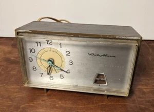 Vintage Mid Century General Electric Date Alarm Clock Model 7349k Repair/parts - Picture 1 of 9