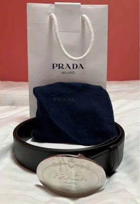 Cinturón Prada Saffiano Cuero Hebilla Negro Usado Correa Cuero Estilo Bowler Foto 1 de 4