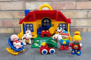 ELC First Friends Tolo Vintage Open Up Play House With Moveable Figures & Animal - Picture 1 of 13