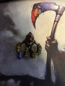 HALO MEGA CONSTRUX BLOKS PURPLE COVENANT GRUNT MINOR FIGUR WARRIOR SERIES - Bild 1 von 3