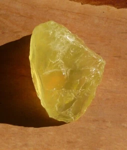 Quartz lemon brut 48x36x24 mm. 51 g. Pakistan - Imagen 1 de 8