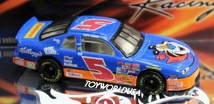 Hot Wheels Racing Short Track #05 Chevrolet Monte Carlo Terry Labonte Kellogg's - Picture 1 of 2