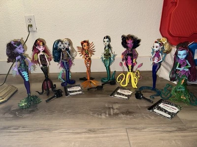 Monster High Great Scarier Reef COLECCIÓN COMPLETA y Accesorios Foto 1 de 4